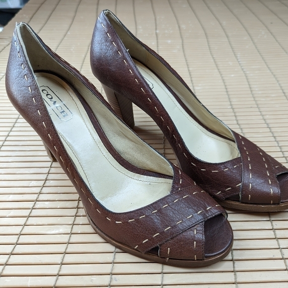 Coach "Clarice" women's sz 10 B   brown Leather bold white cord Stitched Peep To - Picture 2 of 10